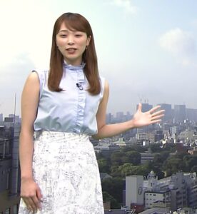 【今井春花】ノースリーブブラウスお乳がパンパンでエロ過ぎる【gif】