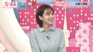 【oha!4】河出奈都美アナ　インナースケスケ衣装